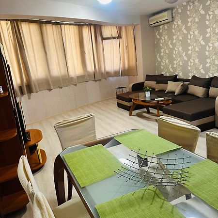 Lux Apartment Sisi Burgas Stad Buitenkant foto
