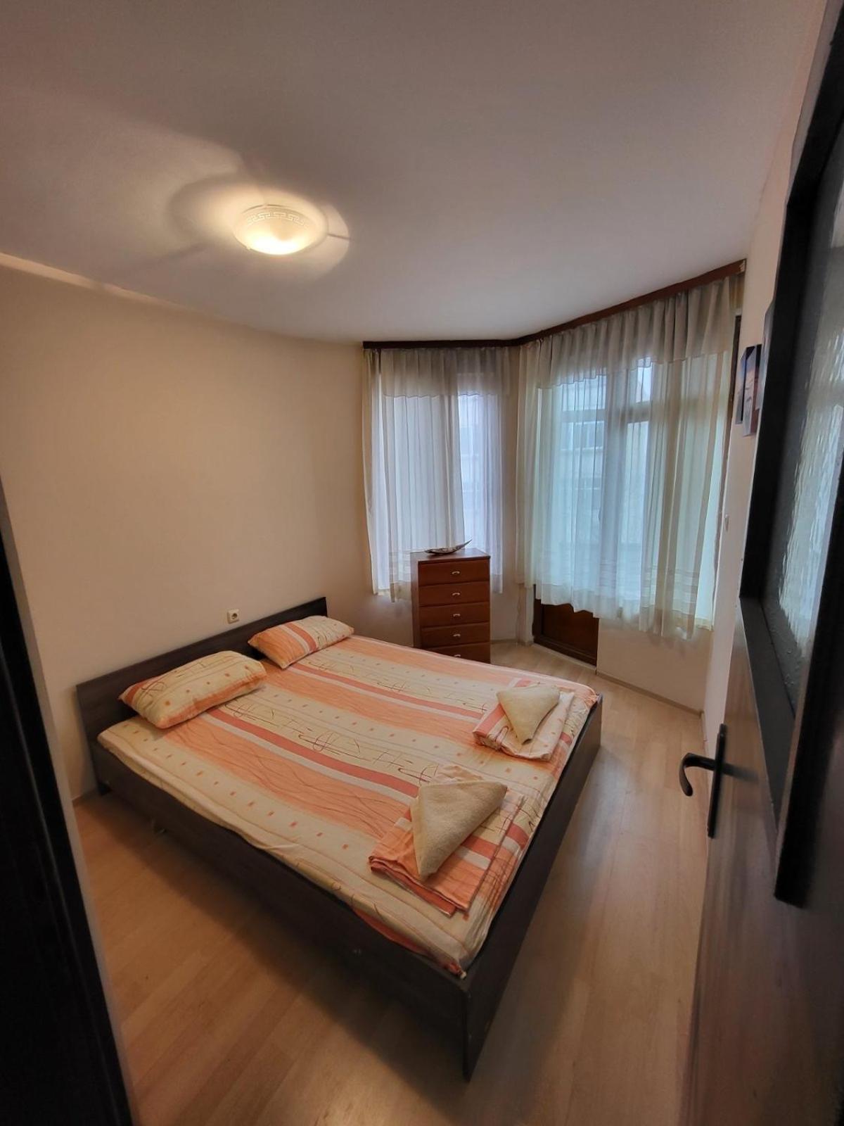 Lux Apartment Sisi Burgas Stad Buitenkant foto